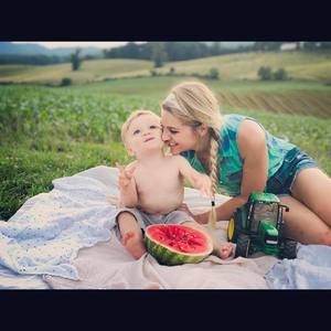 Meet your Posher, Lisa